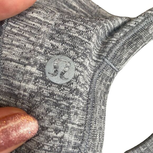 Lululemon Swiftly Tech Racerback Tank Size 4 Light Gray Marl Fitted Sporty Gym - Picture 6 of 9